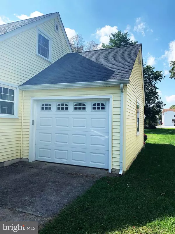 Woodstown, NJ 08098,30 SCHOOL LN