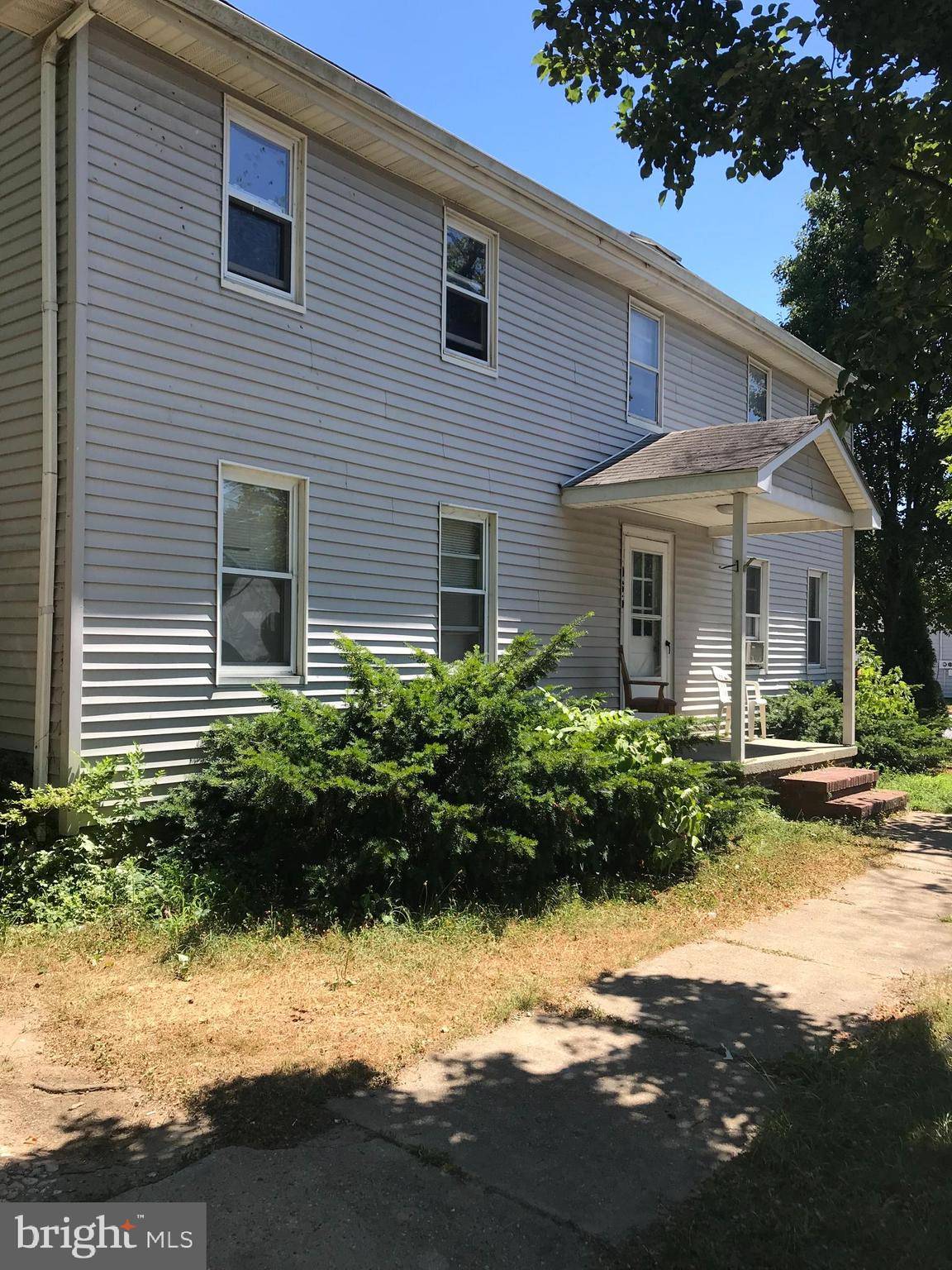 1086 KINGS HWY, Pilesgrove, NJ 08098