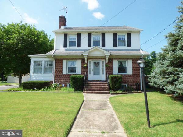 50 RAILROAD AVE, Penns Grove, NJ 08069