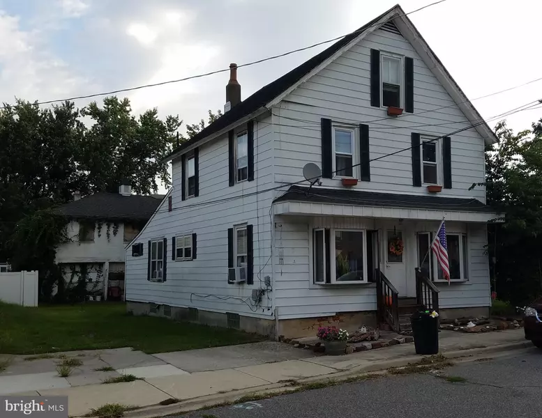 2 MAIN ST, Pennsville, NJ 08070