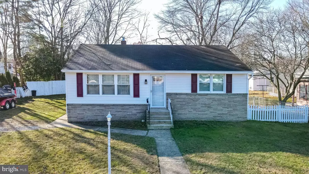 11 PARK AVE, Pennsville, NJ 08070