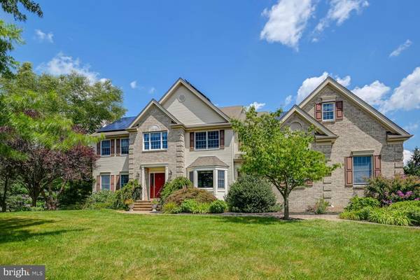 14 SMITH CT, Hillsborough, NJ 08844