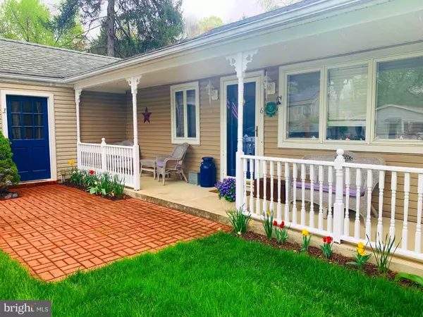 Belvidere, NJ 07823,6 WALNUT DRIVE