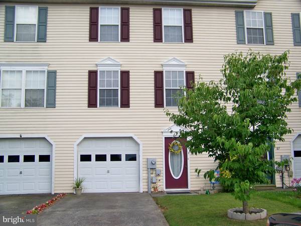 89 S GALA CT, Littlestown, PA 17340