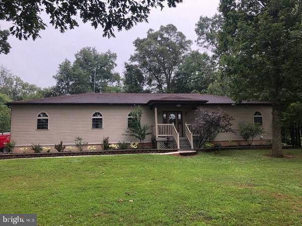 551 SAINT LUKES RD, Littlestown, PA 17340