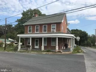 2009 OXFORD RD, New Oxford, PA 17350