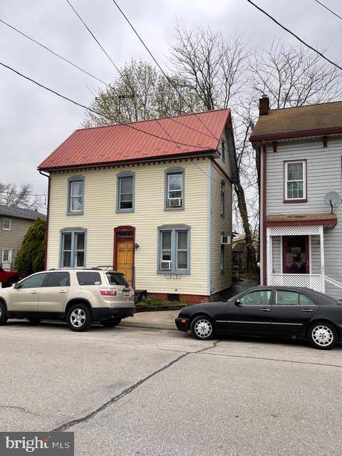 325 LOCUST ST, East Berlin, PA 17316