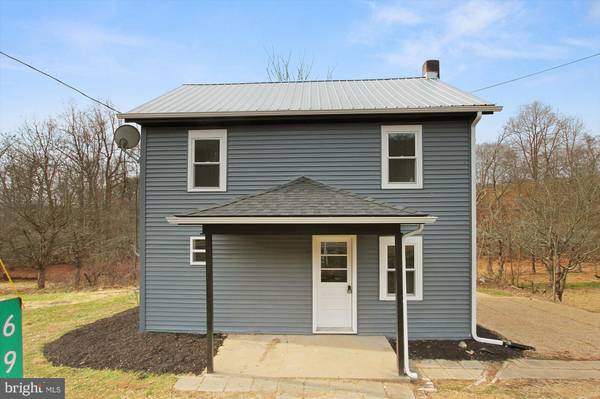 696 GABLERS RD, Gardners, PA 17324