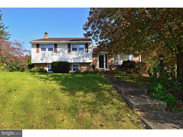 3801 ROYENA AVE, Reading, PA 19605