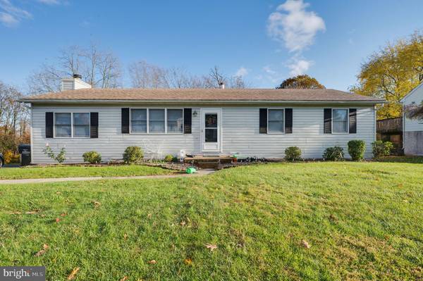 906 COLONIAL DR, Birdsboro, PA 19508