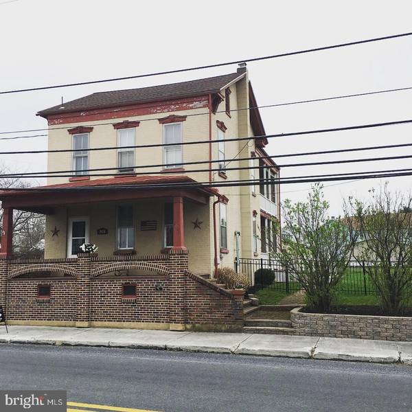 2024 MAIN ST, Mohrsville, PA 19541