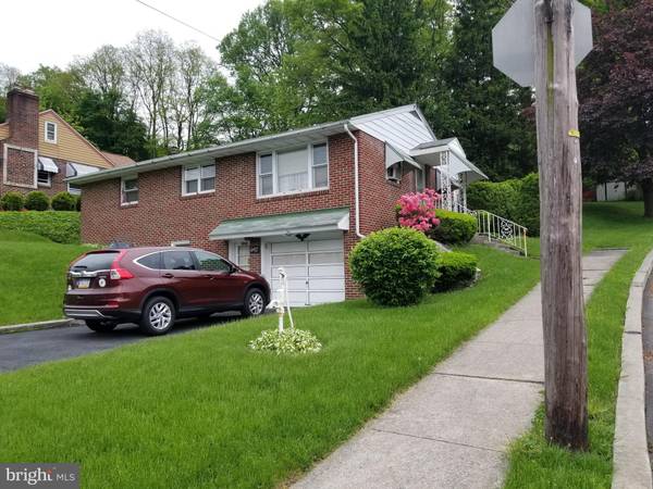 2000 FAIRVIEW AVE, Reading, PA 19606