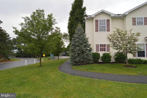 5 CHRISTINE DR, Reading, PA 19606