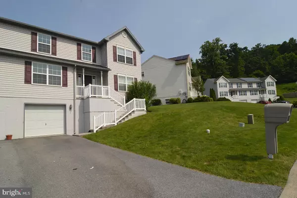 Temple, PA 19560,1014 LILY LN