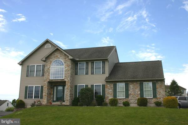 52 DOGWOOD DR, Bernville, PA 19506