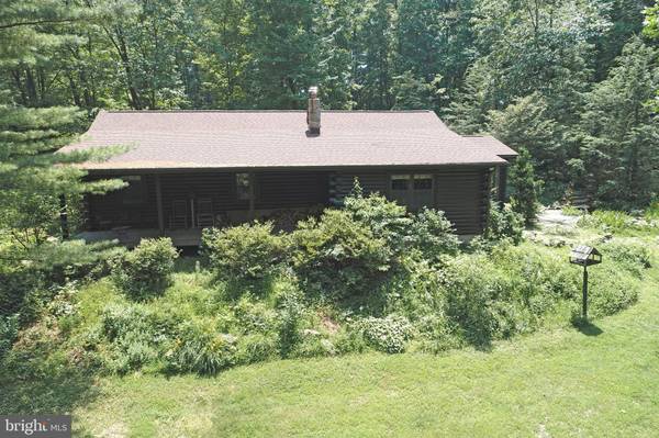 71 TRILLIUM LN, Morgantown, PA 19543