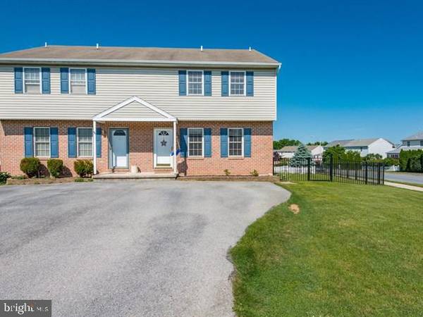 257 HICKORY DR, Fleetwood, PA 19522