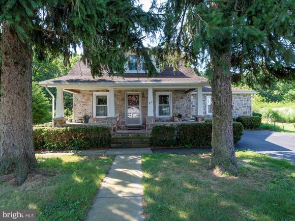 57 W WESNER RD, Blandon, PA 19510