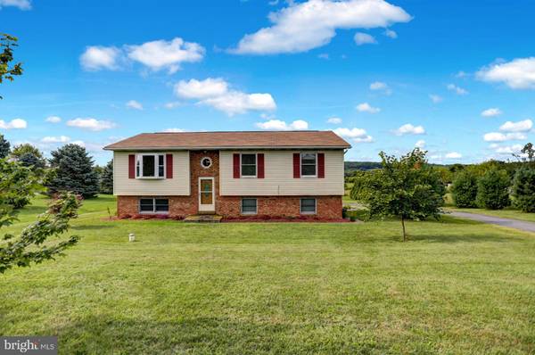 732 NEW SCHAEFFERSTOWN RD, Bernville, PA 19506