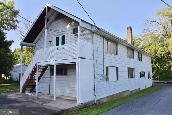 Bernville, PA 19506,445 FOX ST