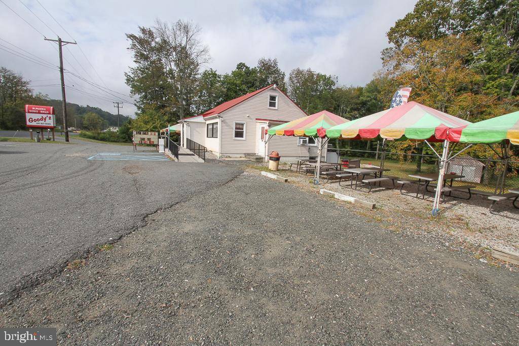 Bechtelsville, PA 19505,1171 ROUTE 100