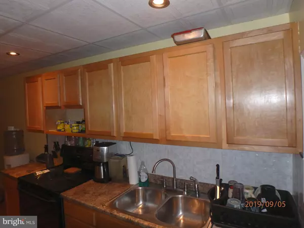 Reading, PA 19604,233 LINDEN ST