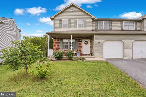 108 DOGWOOD DR, Fleetwood, PA 19522