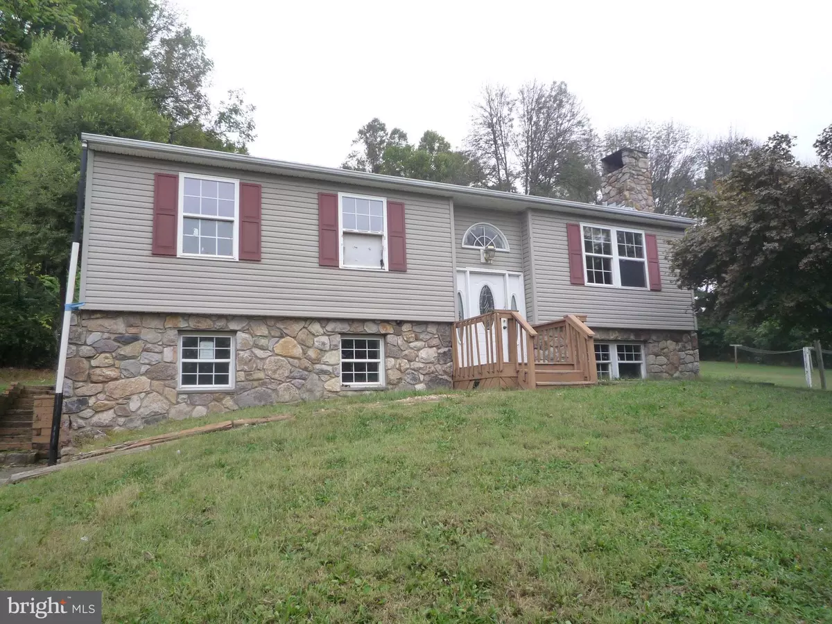 Birdsboro, PA 19508,990 SCHOFFERS RD