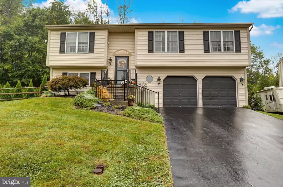 4382 HILLSIDE RD, Reading, PA 19606