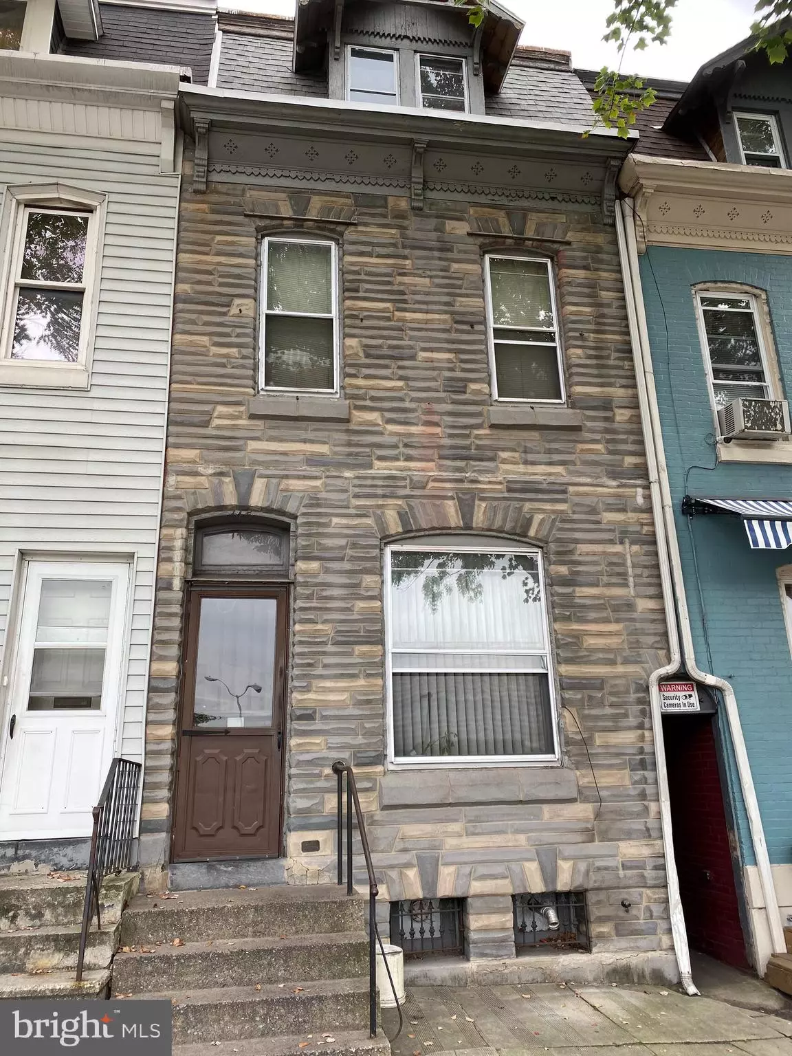 Reading, PA 19601,145 N FRONT ST