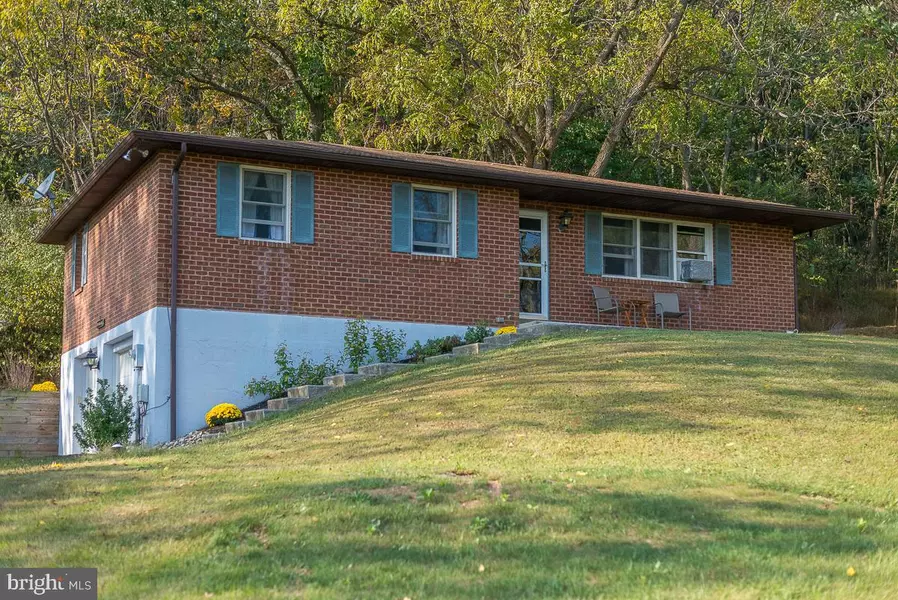 2725 ROUTE 737, Kempton, PA 19529