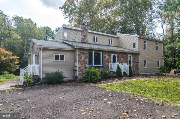 1933 LOWER STATE RD, Doylestown, PA 18901