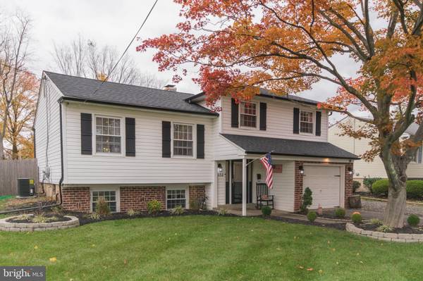 1132 DIXON RD, Warminster, PA 18974