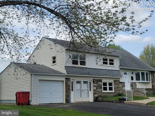 994 CORONET RD, Warminster, PA 18974