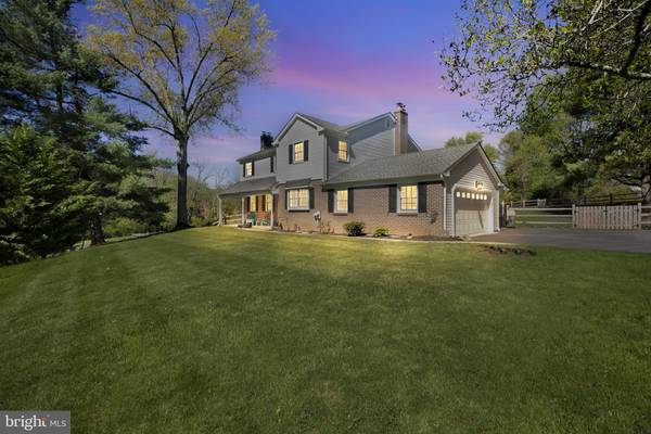 2756 WINDY BUSH RD, Newtown, PA 18940