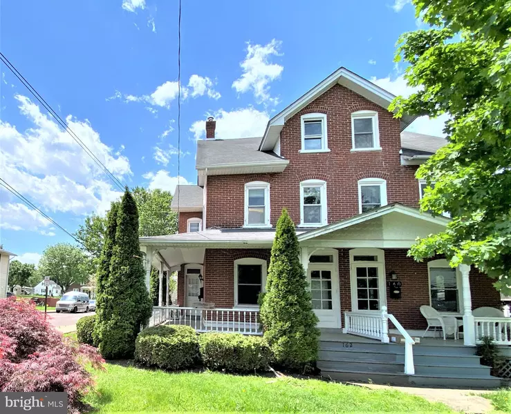 162 S MAIN ST, Sellersville, PA 18960