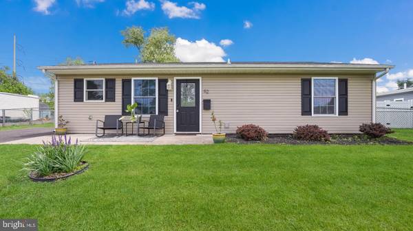 62 OLD BROOK RD, Levittown, PA 19057