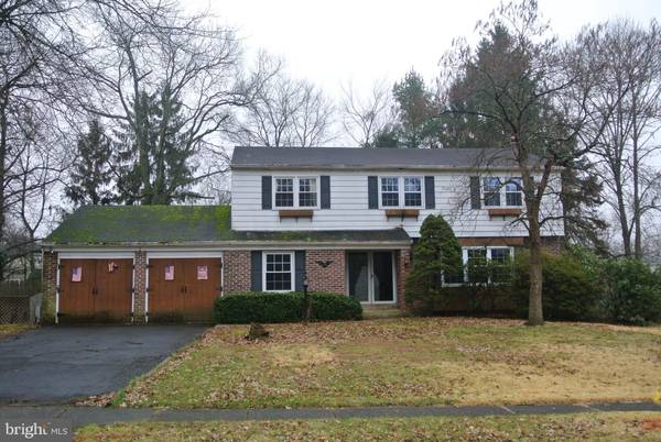 561 GORDON DR, Yardley, PA 19067