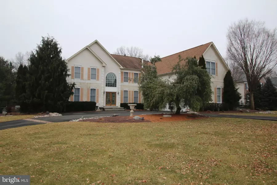 1 SARATOGA CT, Southampton, PA 18966