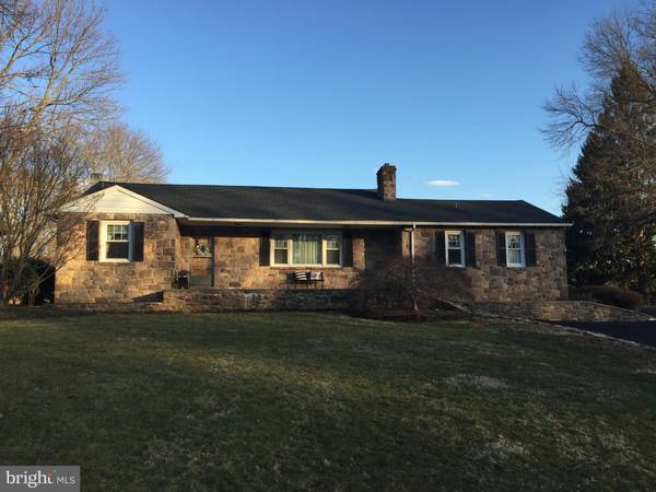 827 DUBLIN RD, Perkasie, PA 18944