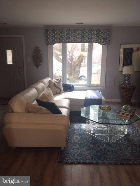Bensalem, PA 19020,3003 DOUGLAS TURN