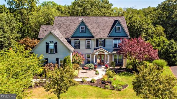 42 CEDAR CREST CT, Doylestown, PA 18901