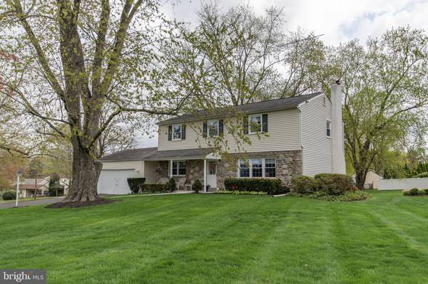 48 MACFARLAND AVE, Warminster, PA 18974