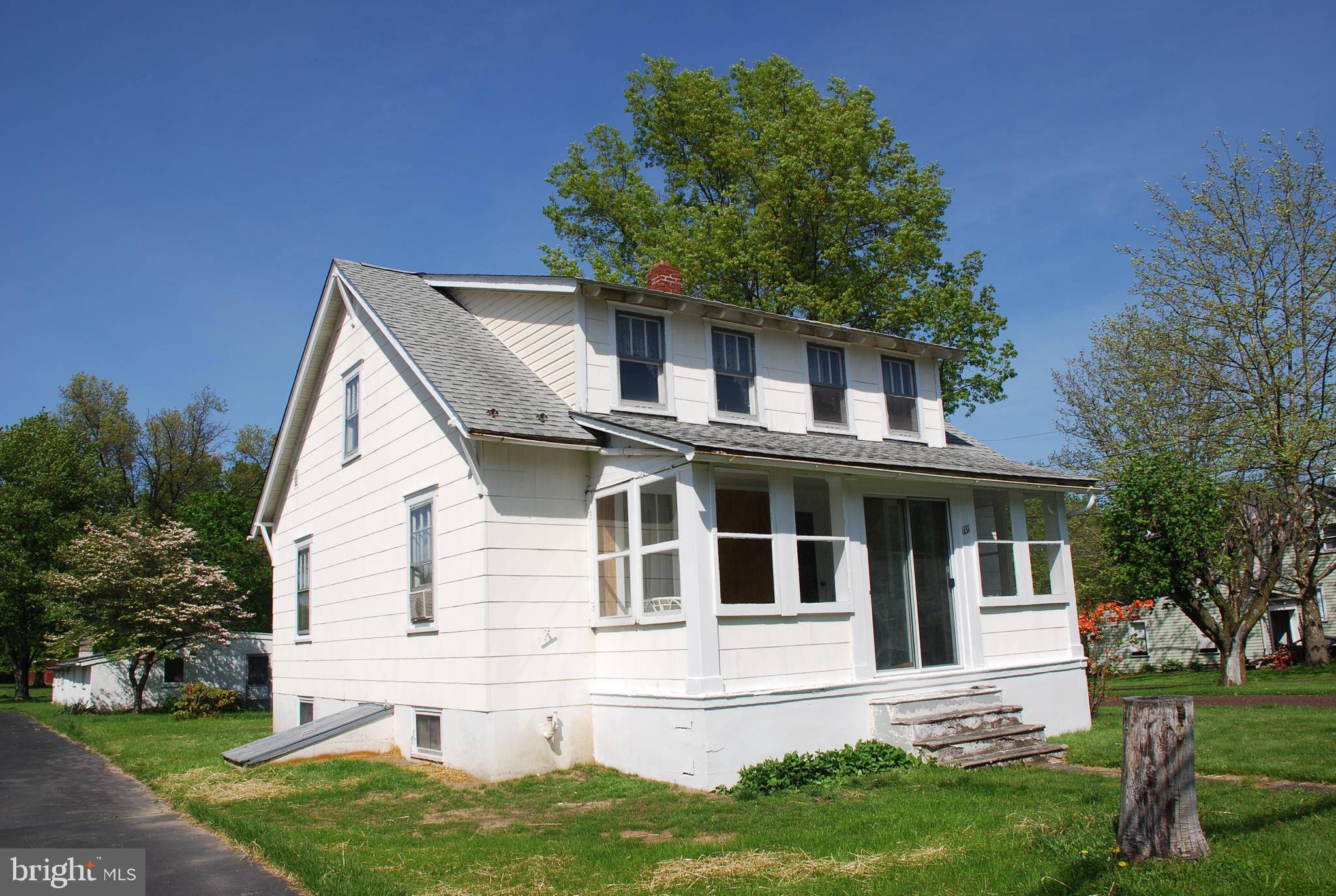 Quakertown, PA 18951,1131 DOYLESTOWN PIKE