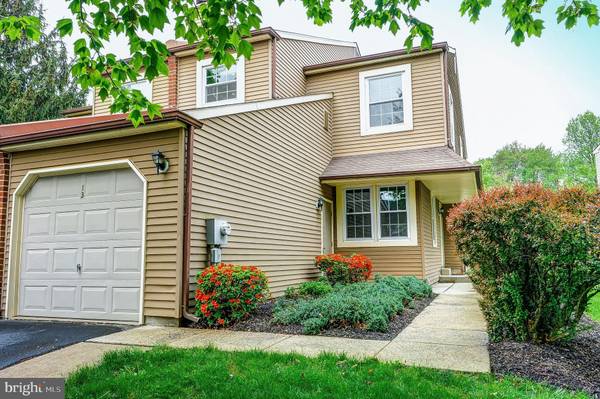 13 SANDY RIDGE DR, Doylestown, PA 18901