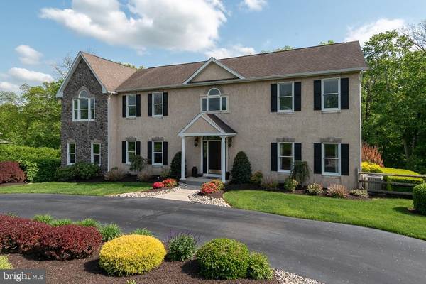 52 ALEXANDERS CT, Newtown, PA 18940