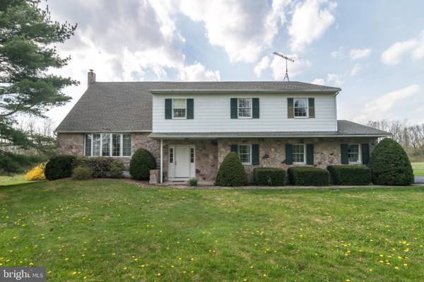 2467 CHURCH LN, Kintnersville, PA 18930