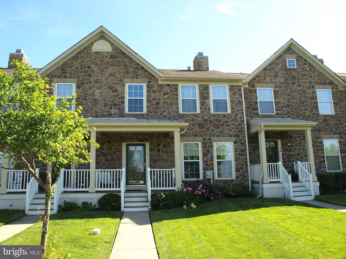 Perkasie, PA 18944,5 BRADEN CT