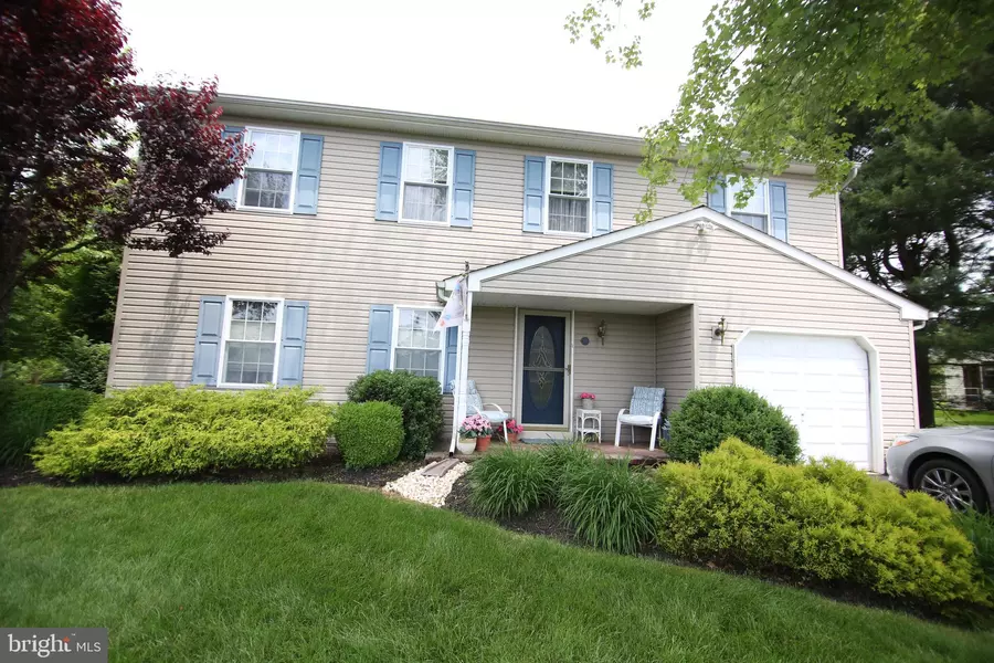 371 BARNSBURY RD, Langhorne, PA 19047