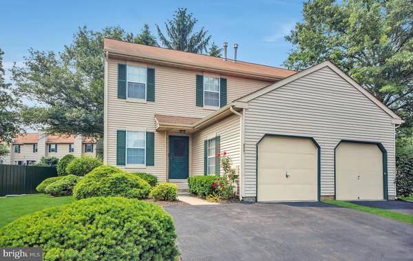 609 LARCH CT #B1609, Yardley, PA 19067